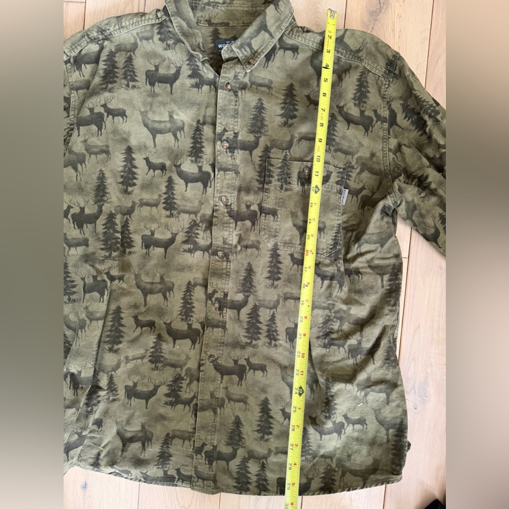 Woolrich Vintage Men’s Olive Whitetail Deer Button Down Shirt - Picture 4 of 8